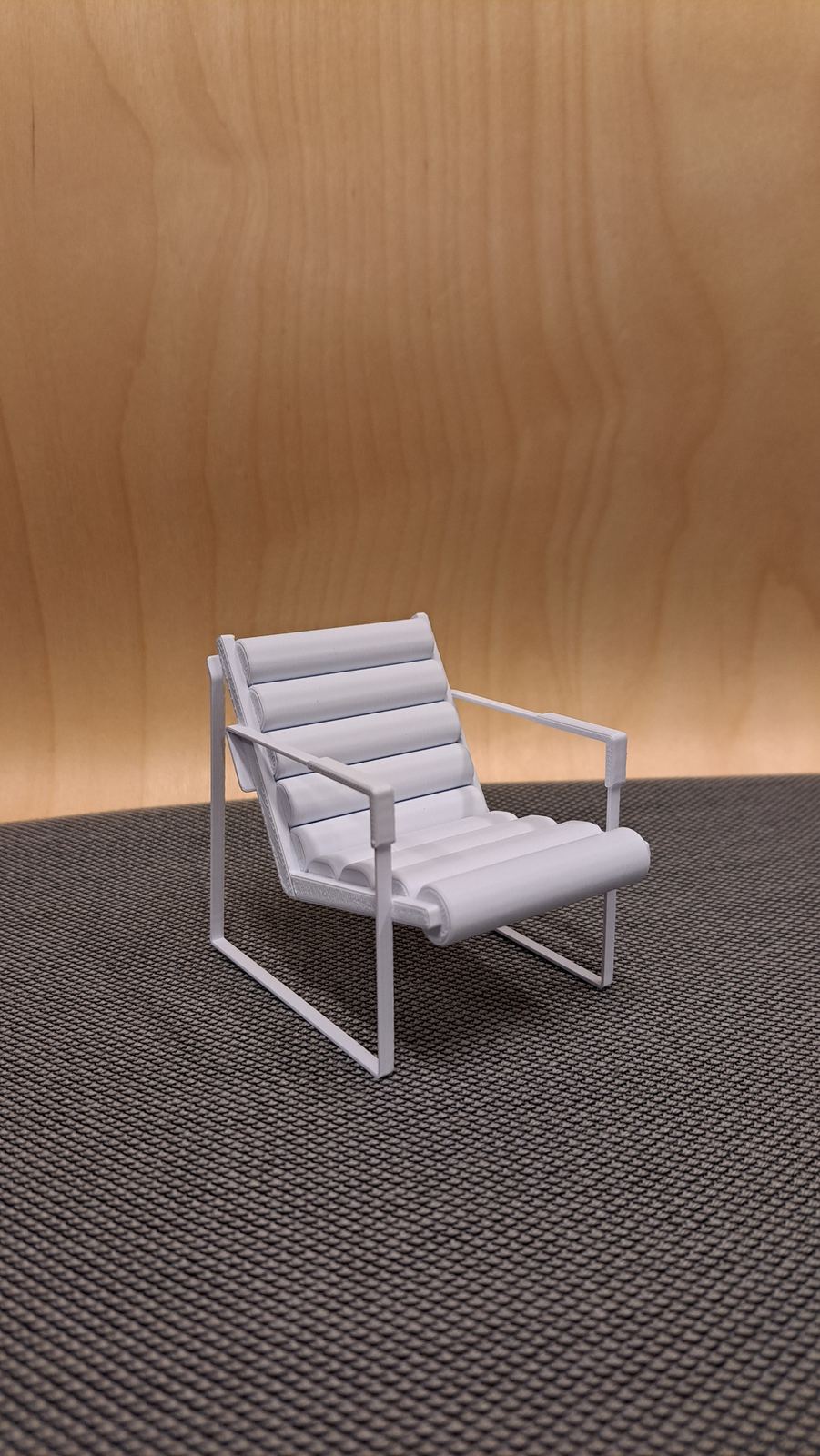 3D-printed scale model of RØN